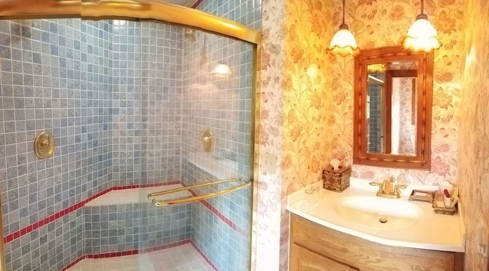 Deluxe Double Room, Private Bathroom, Garden View (Kipling Suite)