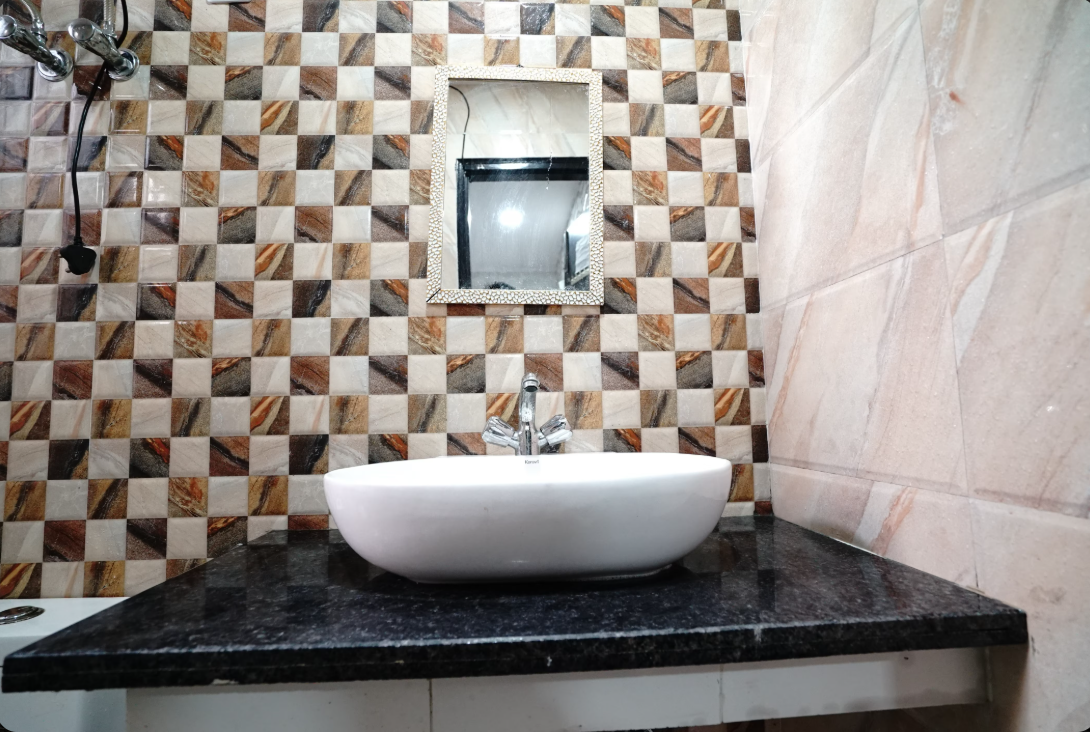 Standard Room With Free Wi-Fi Safe and Hygiene Stay