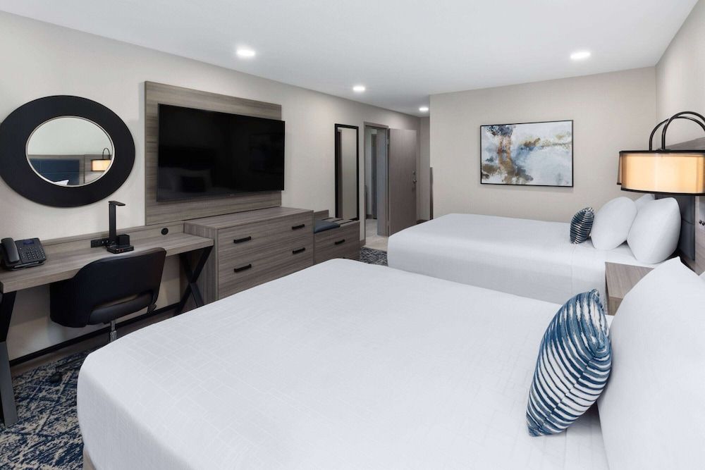 Wyndham DFW Airport Room, Multiple Beds, Non Smoking