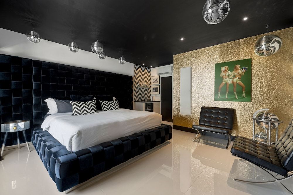 Premier Room