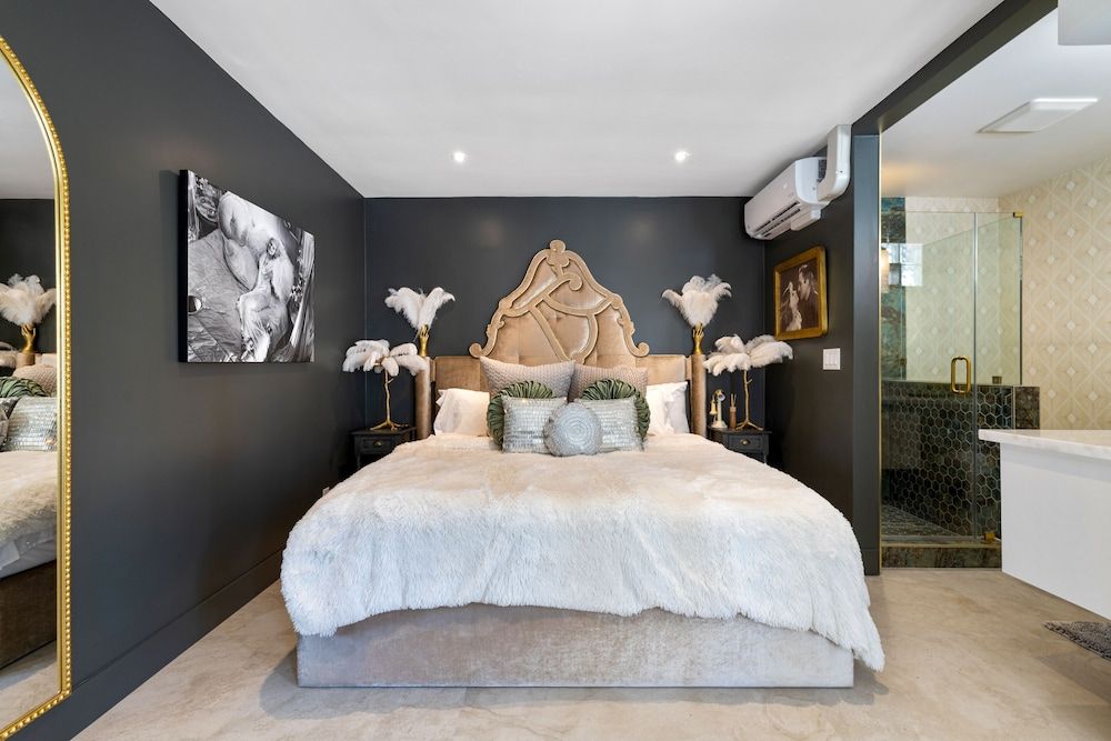 Exclusive Room