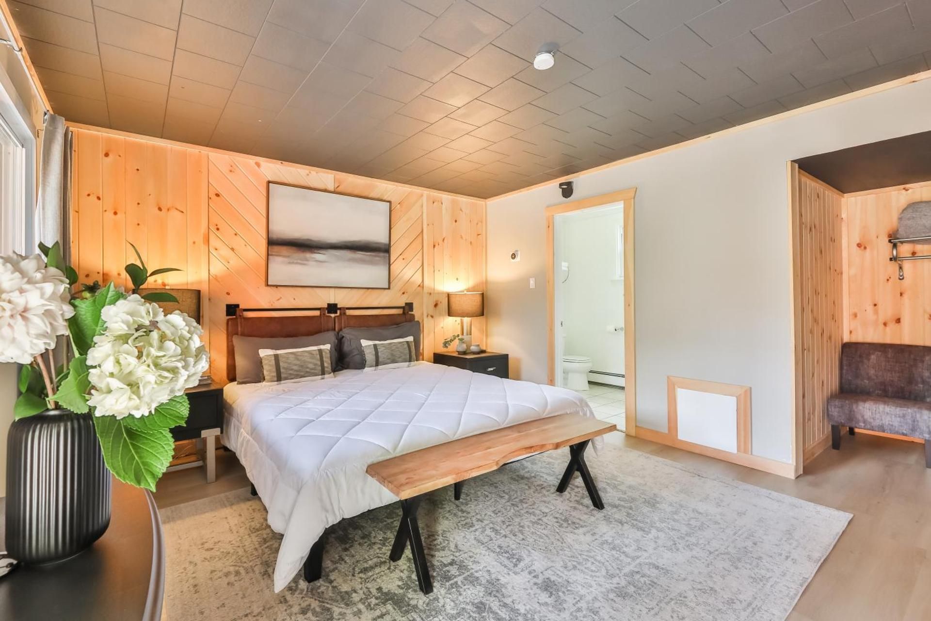 King Room