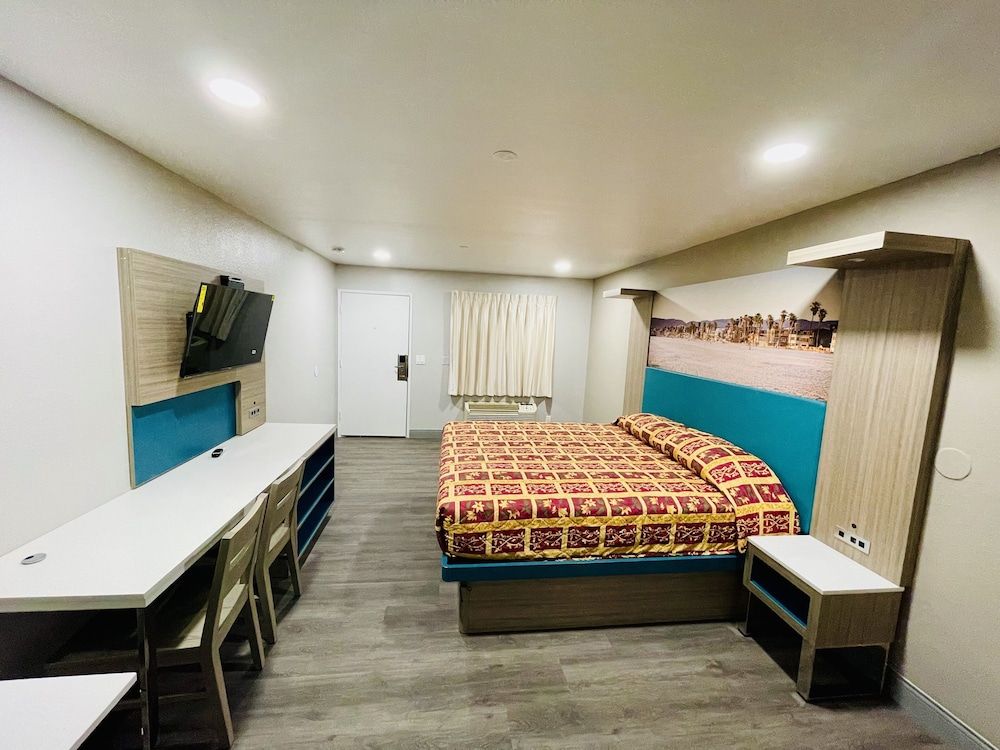 New Star Inn. El Monte, CA - Los Angeles Standard Room, 1 King Bed