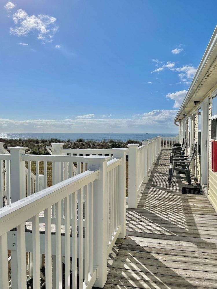 Ocean Crest Motel Oceanview 4