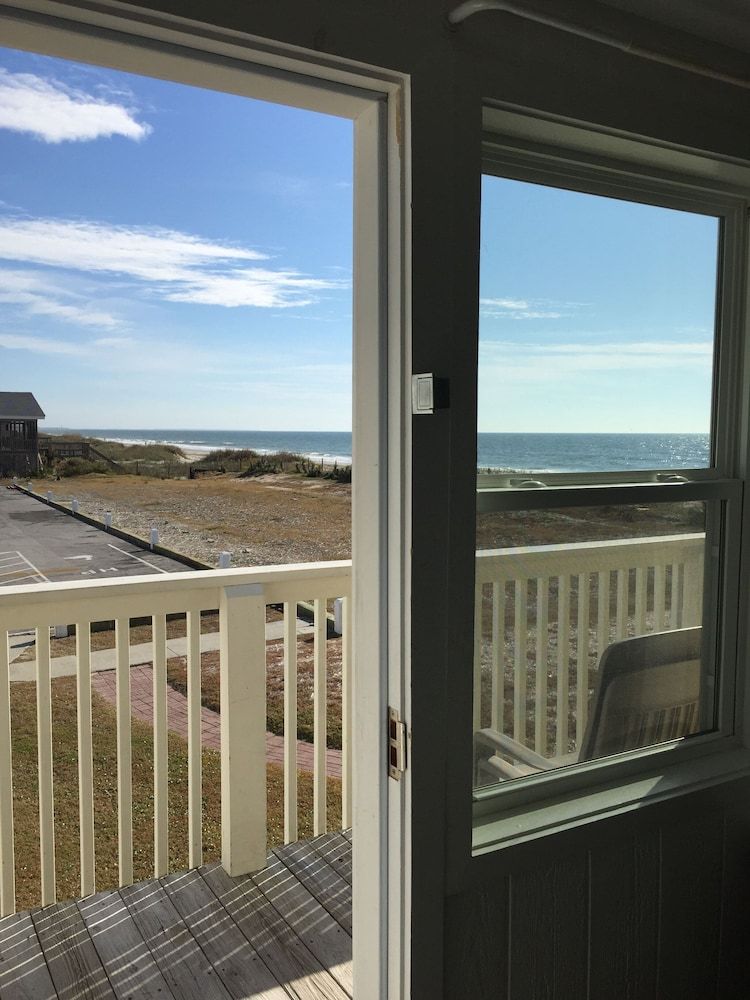 Ocean Crest Motel Oceanview 5