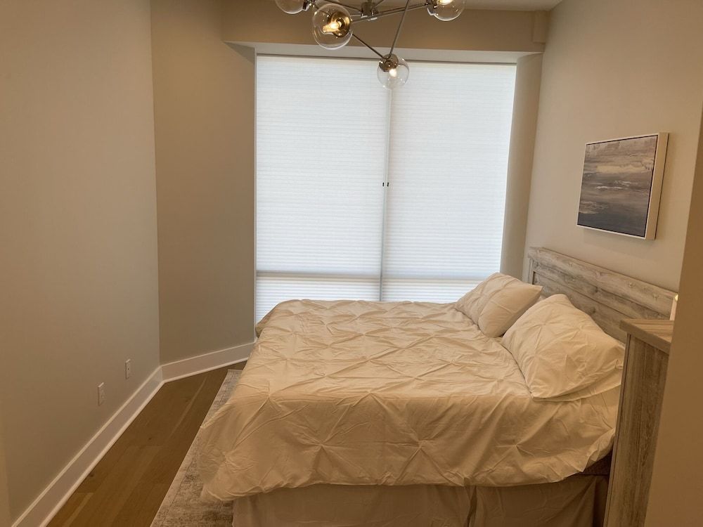 City Centre Apartment 201, 1 King Bed, Non-Smoking