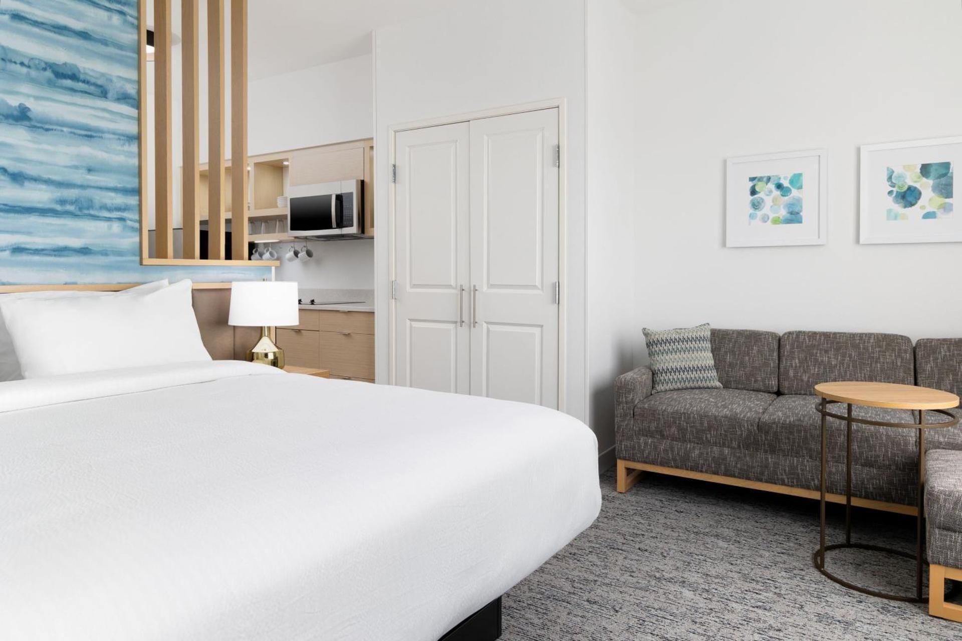 Studio King Suite with Sofa Bed - Hearing Accessible