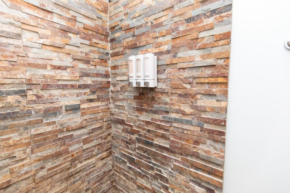 Furness Mansion Superior Suite 9