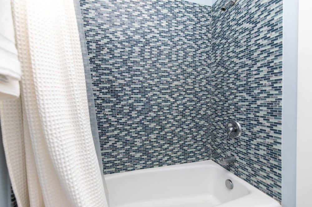 Furness Mansion Standard Room 7