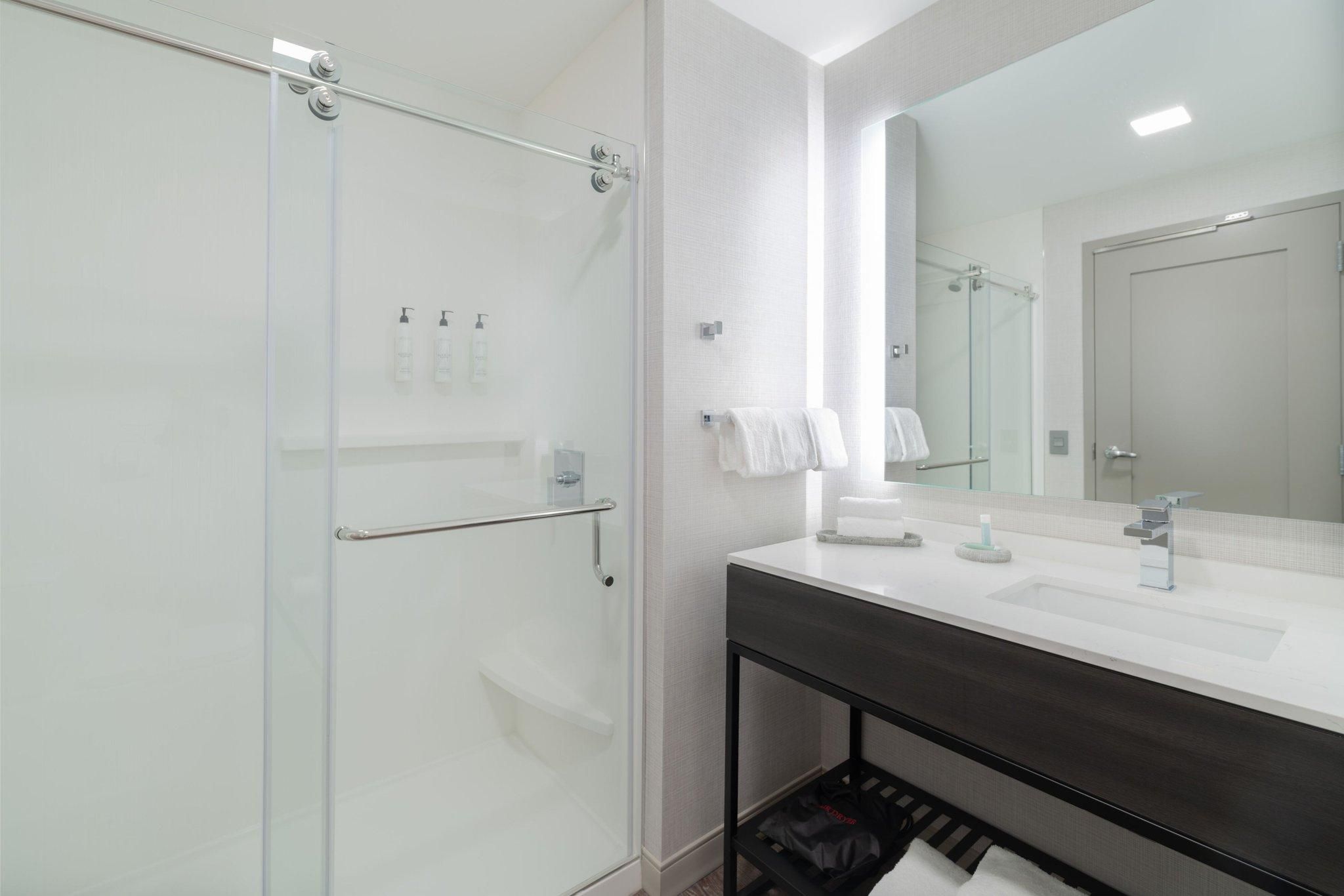 Studio Apartment, 1 King