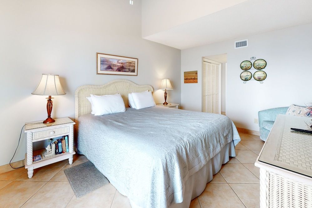 Sugar Beach Condominiums Apartment, 3 Bedrooms