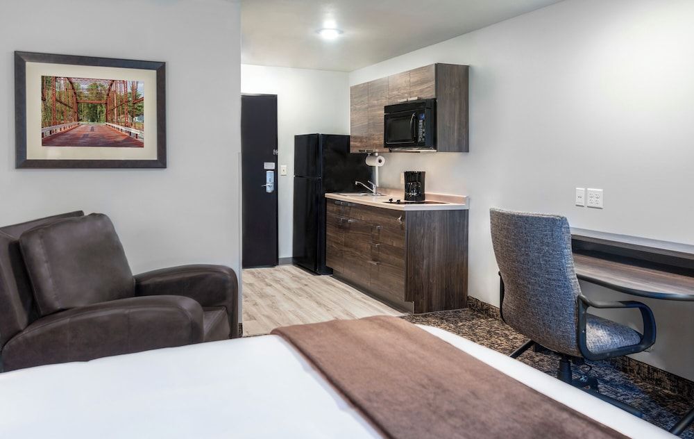Room, 2 Queen Beds (Hearing Impaired)