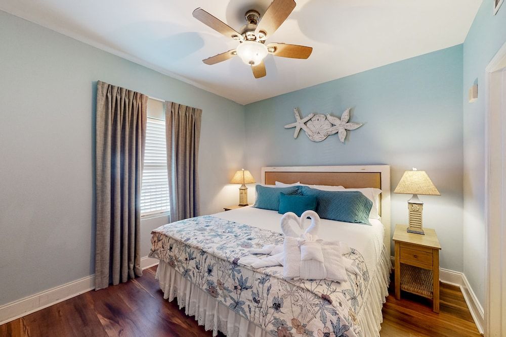 Condo, 1 Bedroom (Deluxe)