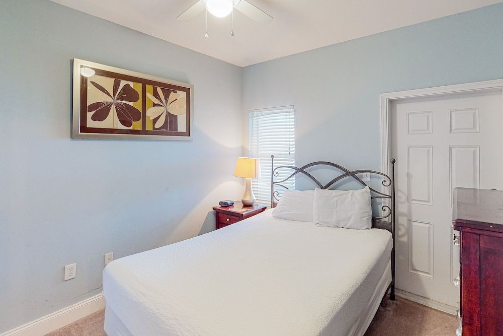 Condo, 3 Bedrooms