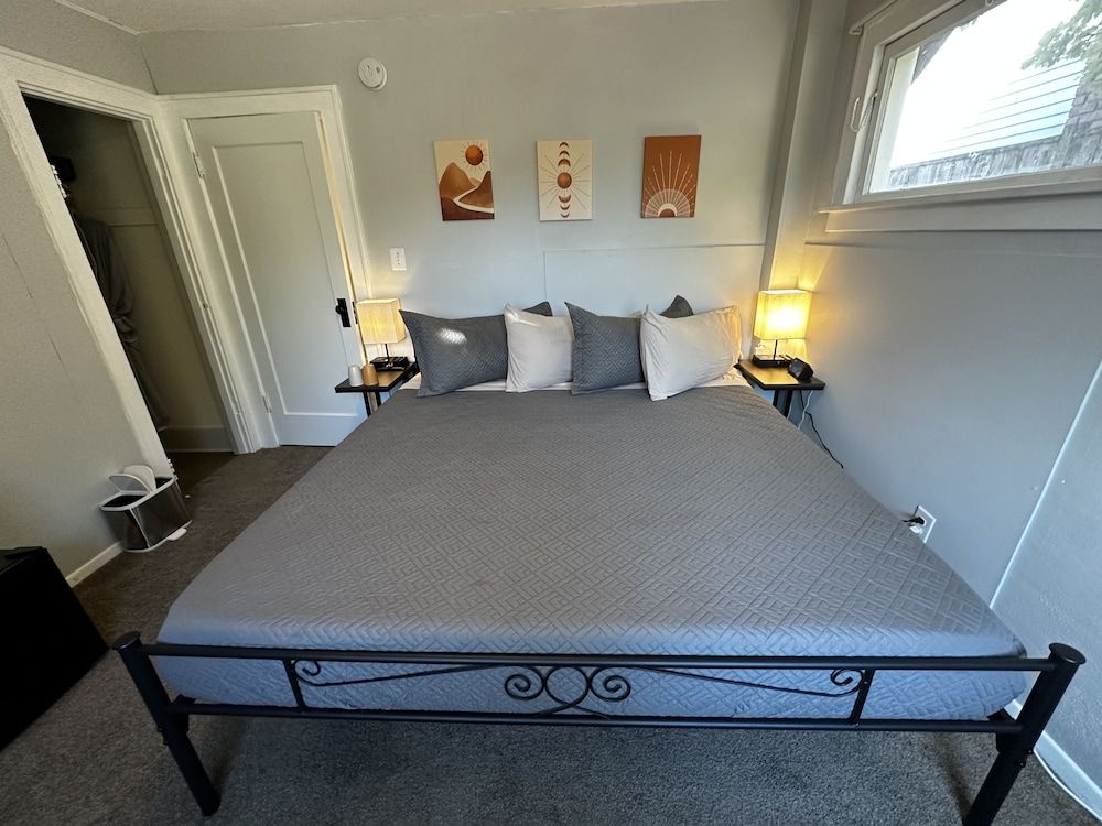 Signature Room