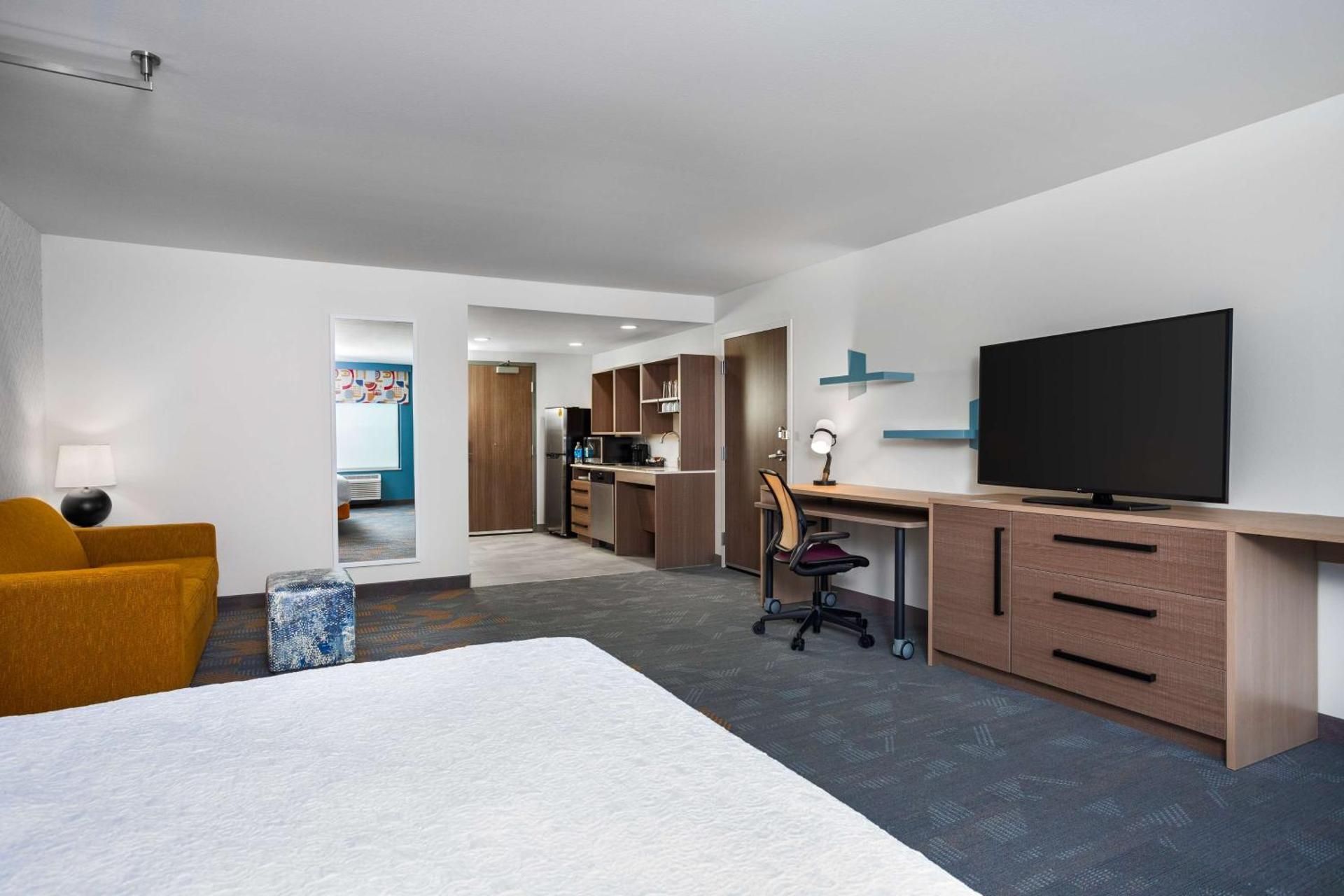 King Bed Hearing Accessible Studio Suite