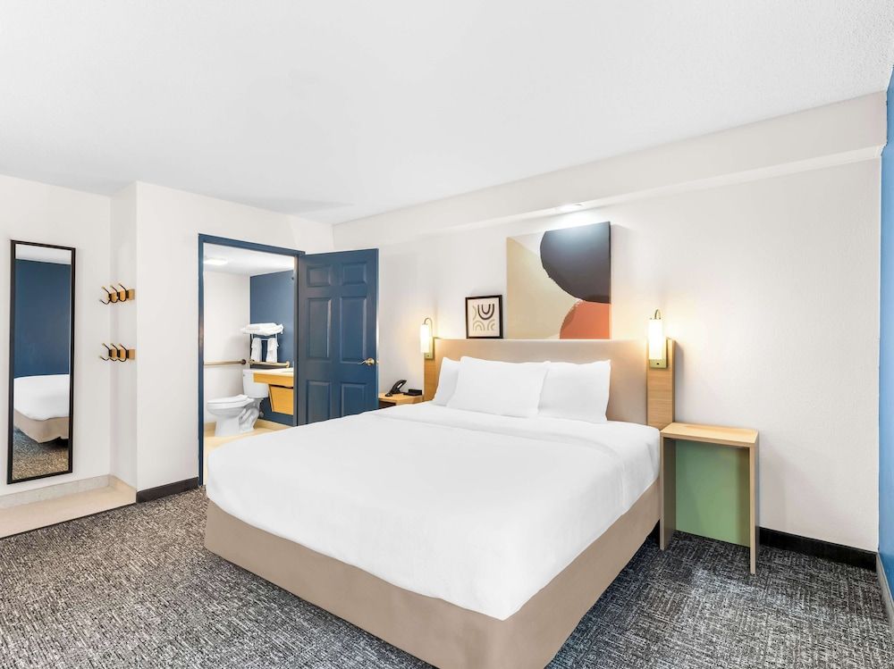 Spark by Hilton Augusta Premium Studio, Multiple Beds 3