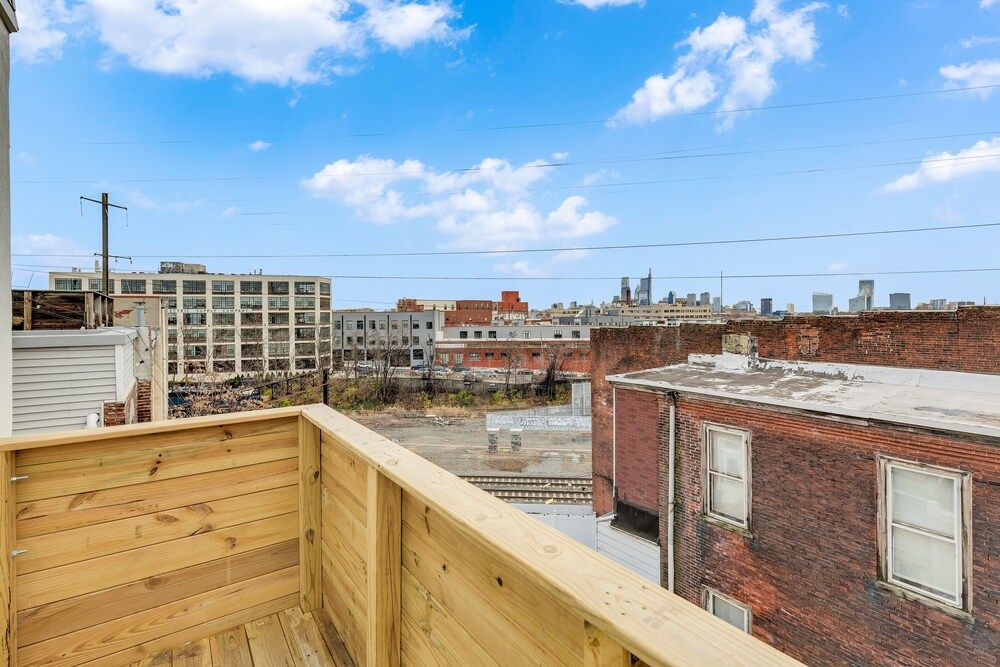 Brewerytown Balcony Retreat 2BR Haven Design Apartment 9
