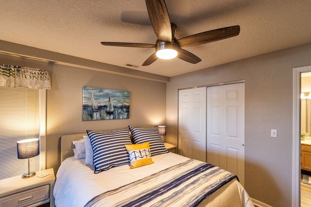 Condo, Multiple Beds, Balcony (Lazy L at the Lake)