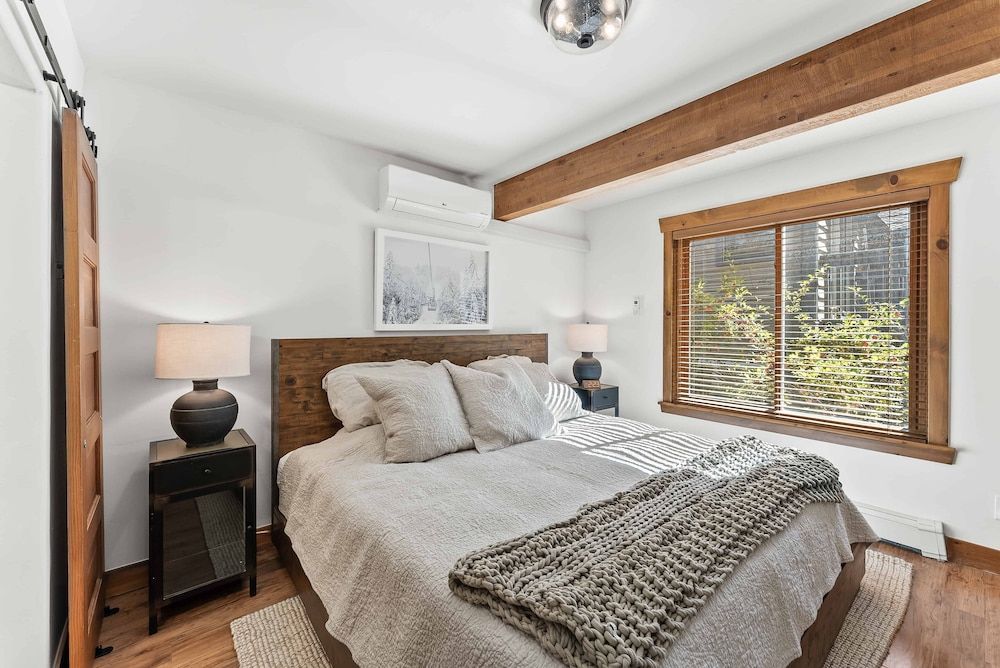 Townhome, Multiple Beds, Balcony, Mountain View (Deer Valley Darling)