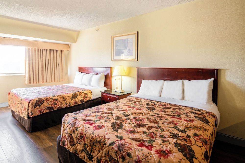 Dominion Inn & Suites