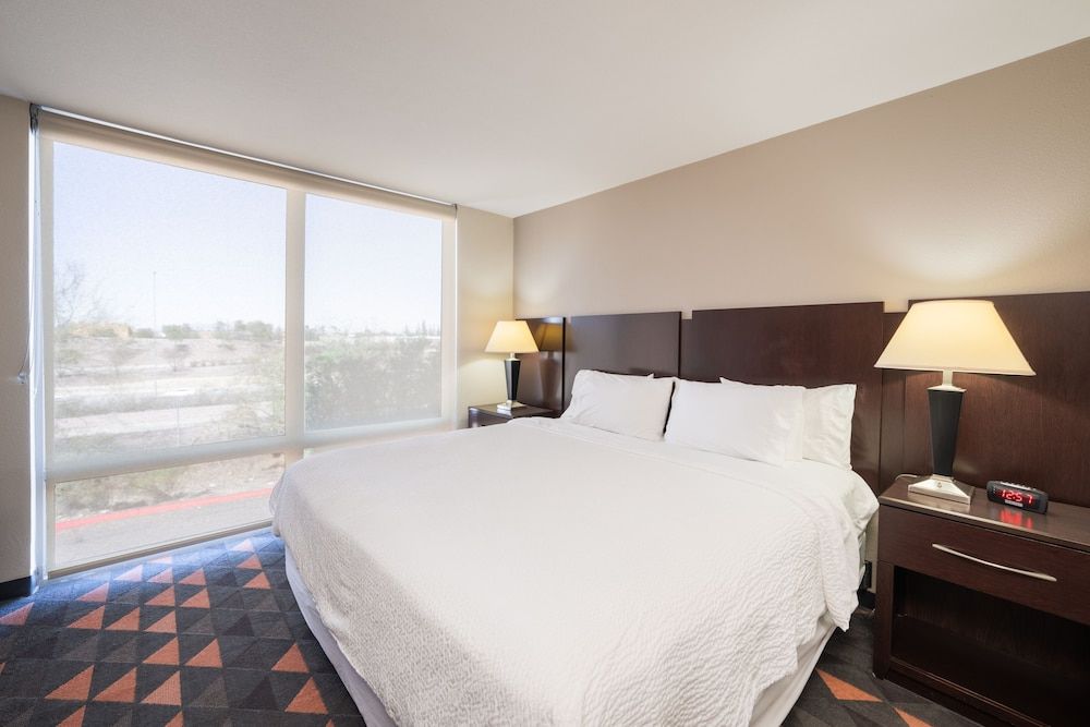 Family Suite, Balcony, Mountain View