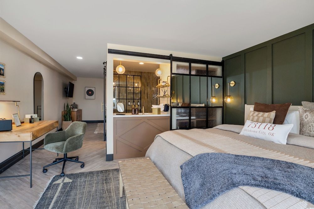 The Winslow - Oklahoma City Owners Premium Suite, 1 King Bed
