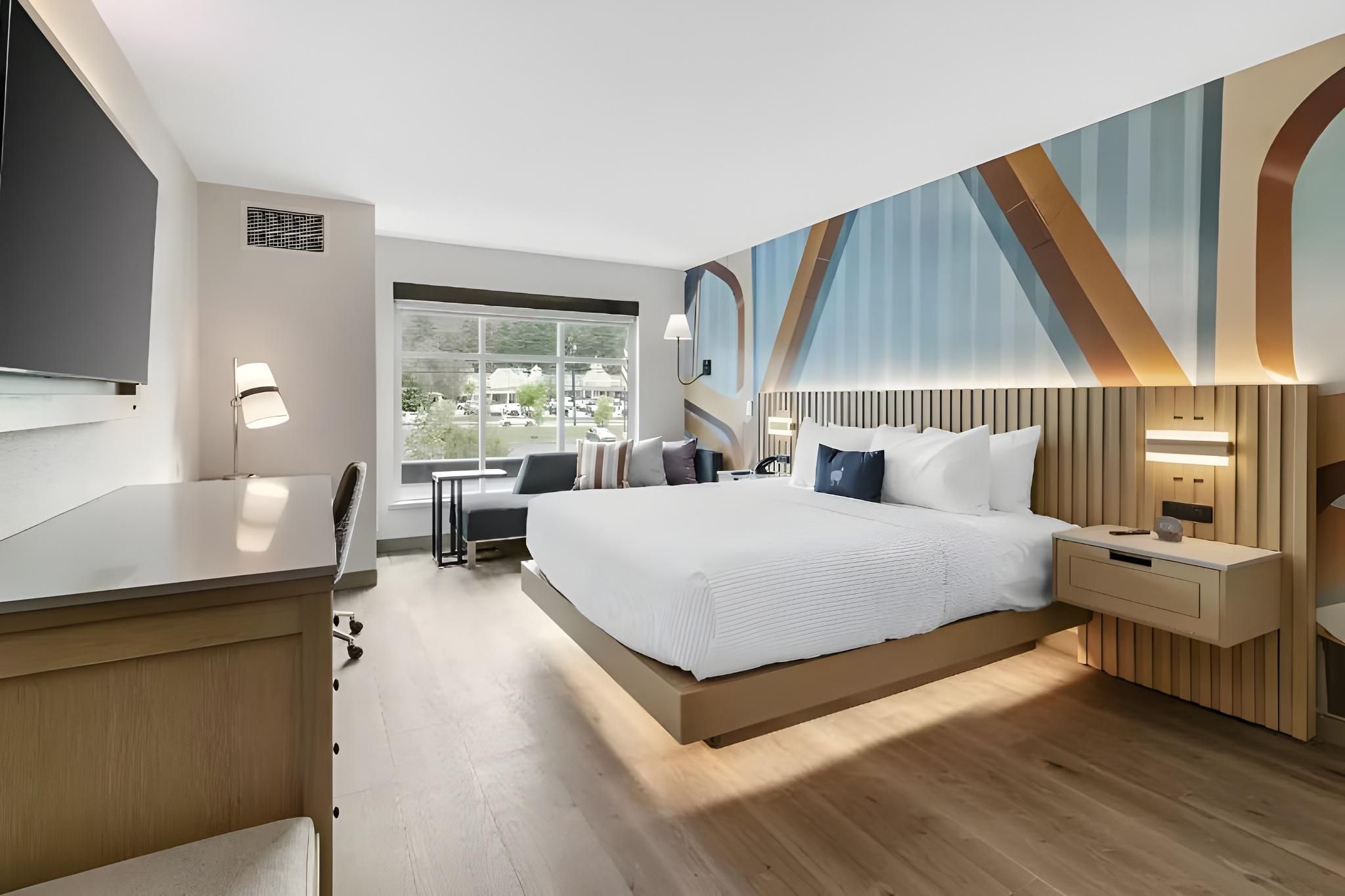 Cambria Hotel North Conway 1 King Bed, Nonsmoking, Accessible