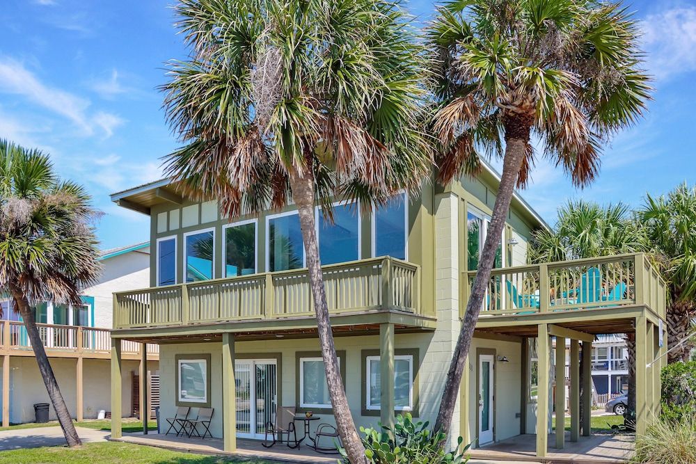 Beach View Upper