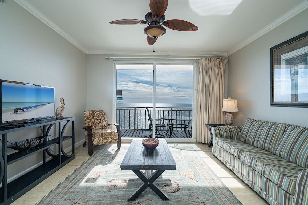 Condo, Multiple Beds, Balcony, Ocean View (Beachfront Haven)