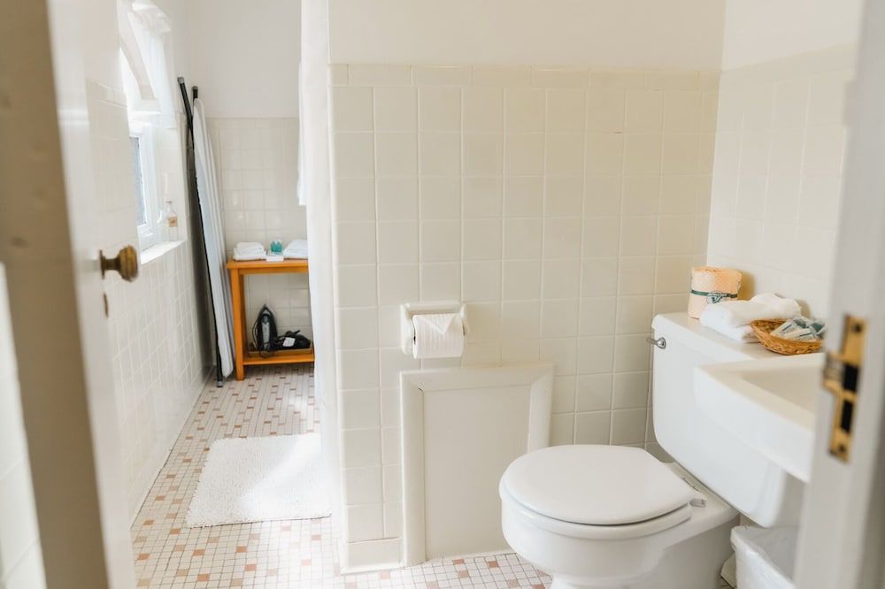 General Denver Hotel Economy Suite 2