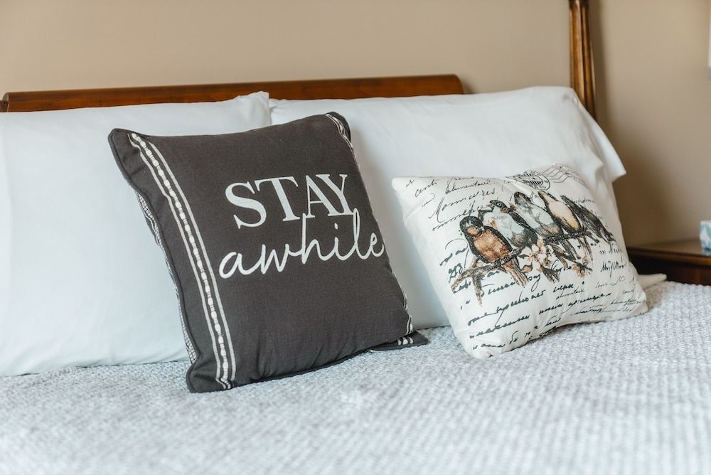 General Denver Hotel Classic Suite 4