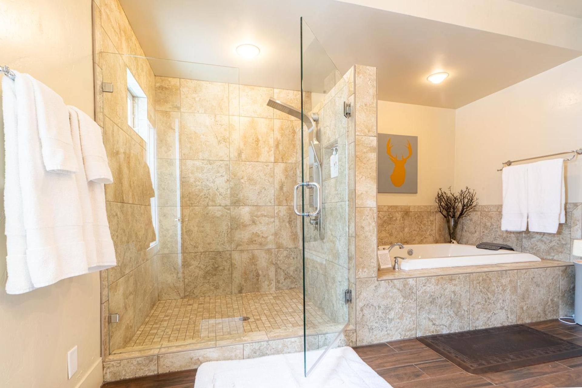 King Room with Spa Bath