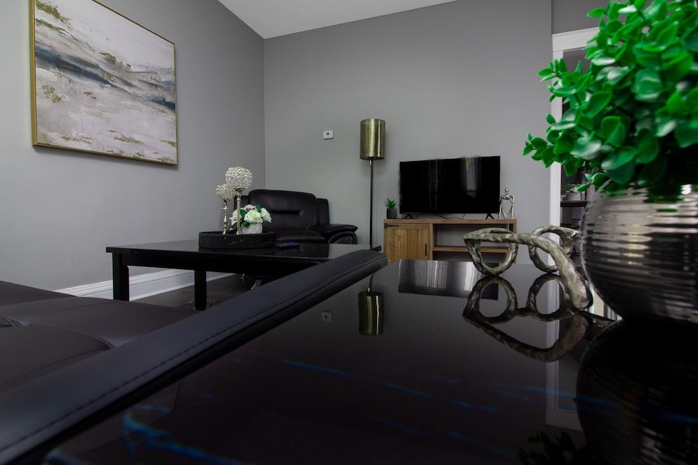 Cozy 1 bedroom Apartment Sleeps 4 Deluxe Apartment 15