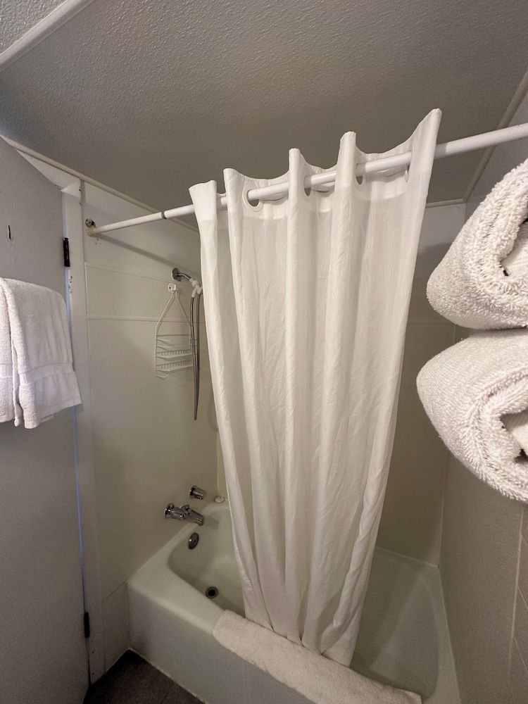 Grand Central Motel Standard Room, 1 Queen Bed 3