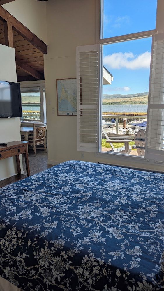 Room, 1 Bedroom, Mobility Accessible, Harbor View