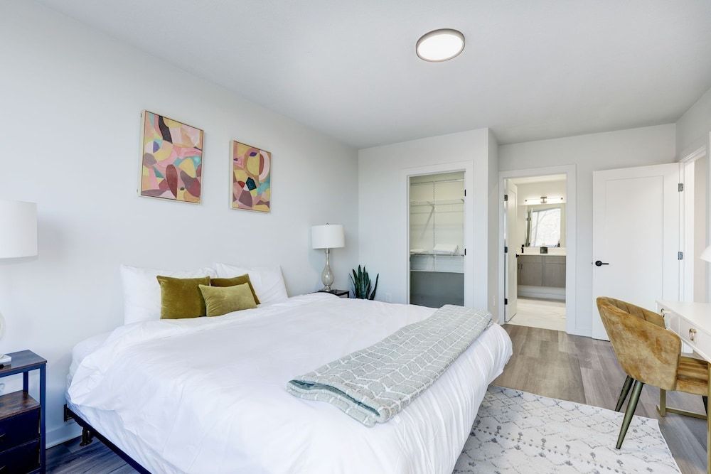 Premier Apartment