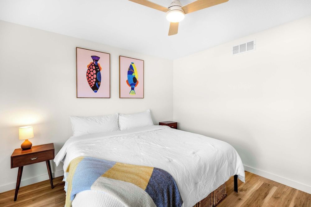 House, Multiple Beds, Kitchen (Little Bearcat Bungalow)