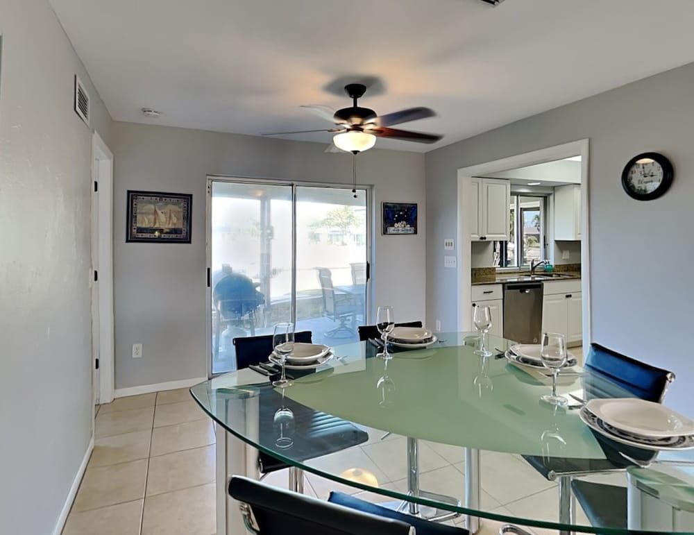 Sunshine Canal Home