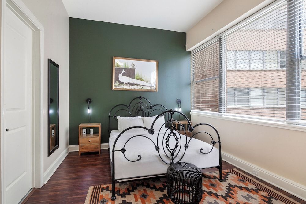 Luxury Condo, 2 Bedrooms