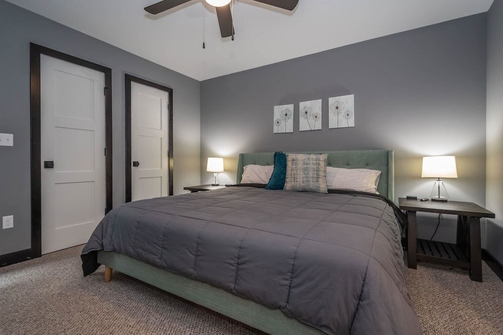 House, Multiple Beds, Hot Tub