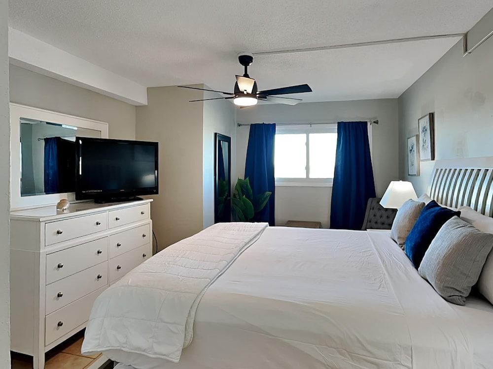 Condo, Multiple Beds, Kitchen, Ocean View (#913 - No Pets Allowed)