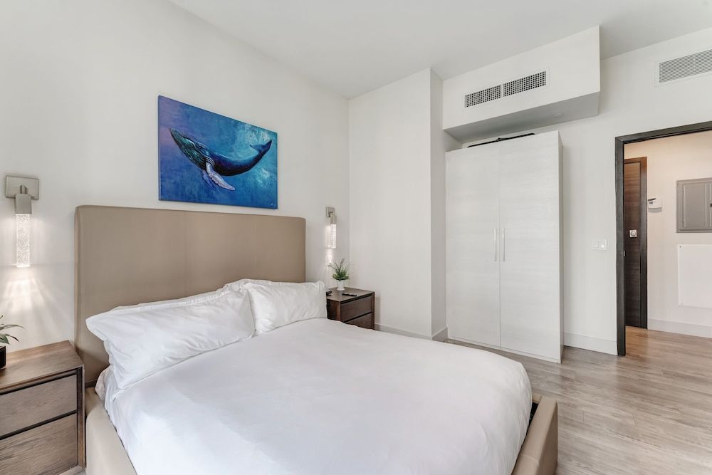 Condo, Multiple Beds, Balcony, Partial Ocean View (Sunny Luxury Property on the Beach)