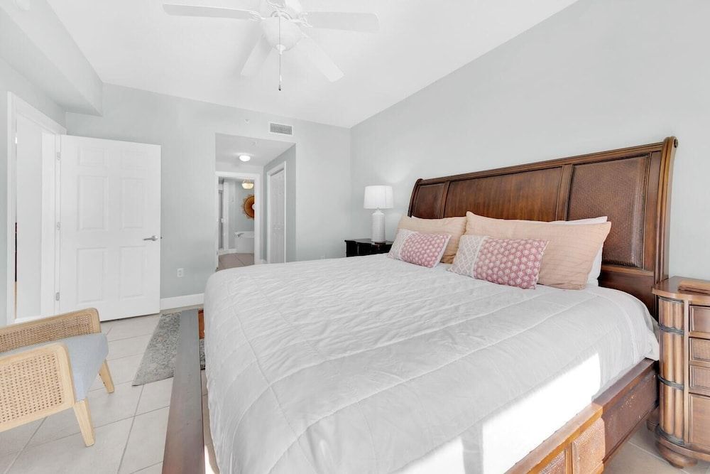 Condo, Multiple Beds (Sunrise Beach #2411)