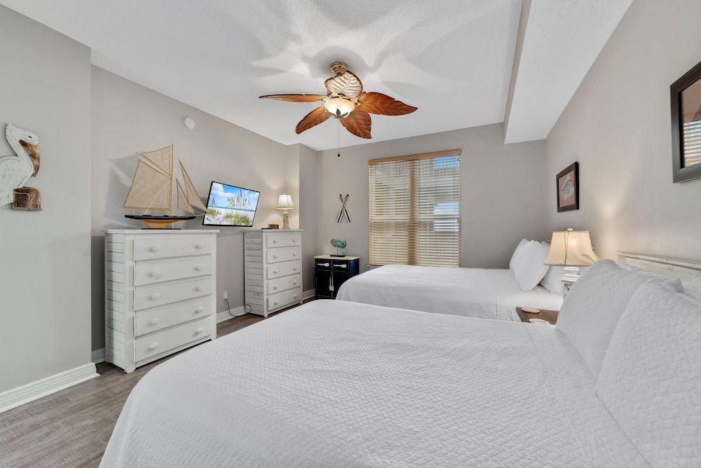 Condo, Multiple Beds (Beach Colony East 15C-Penthouse)