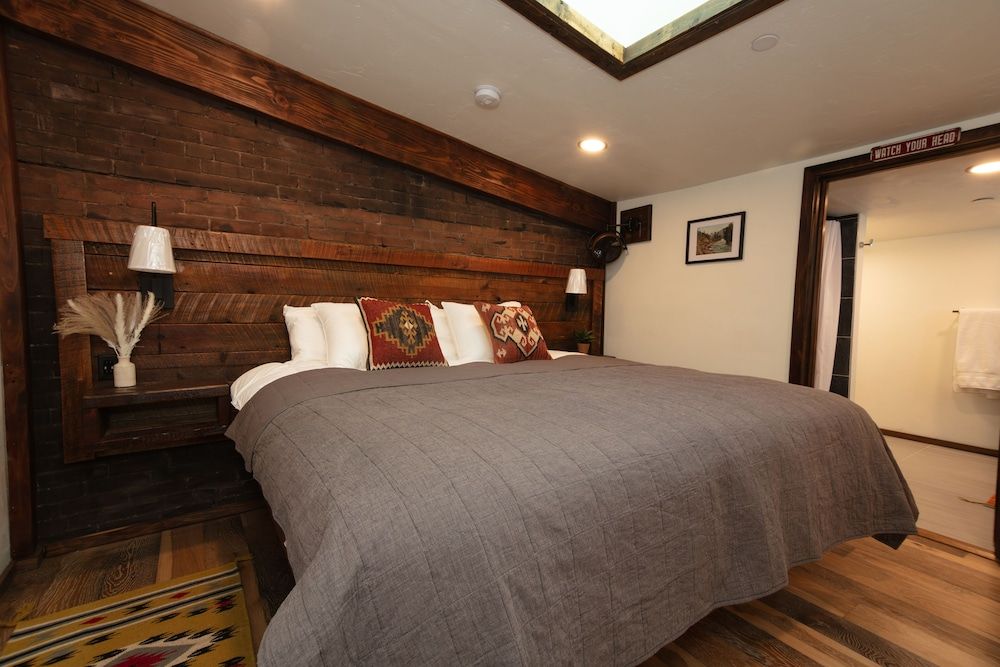 The Frenchman Suites Premier Suite 2