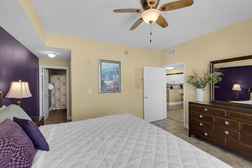 Condo, 1 King Bed with Sofa bed (Tidewater 2209 "Tuscany at Tidewater")