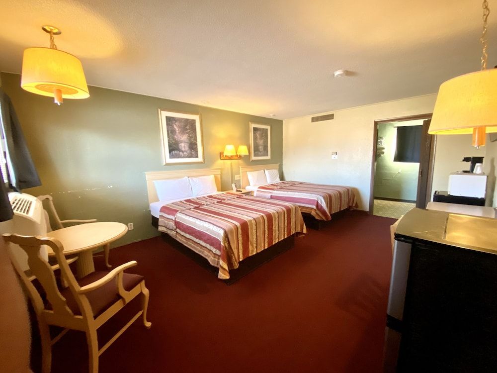 Standard Room, 2 Queen Beds