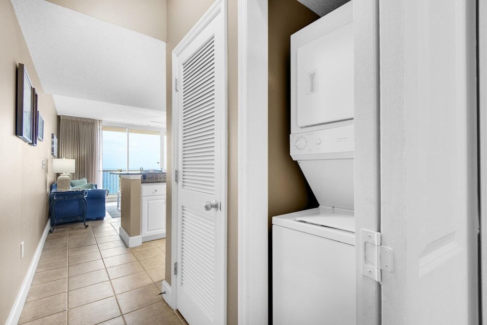 Condo, 1 King Bed with Sofa bed (Majestic Beach Towers 1-1313)