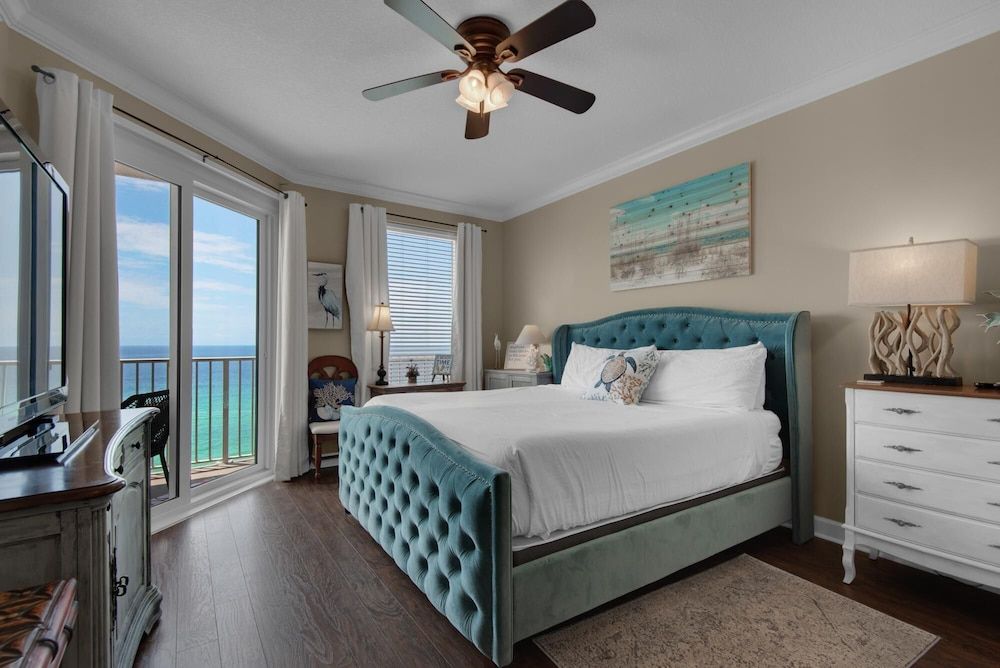 Condo, Multiple Beds (Grandview East 1003)
